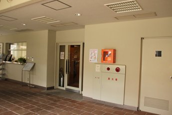 人間文化学部D0棟1階入口付近(今回増設)