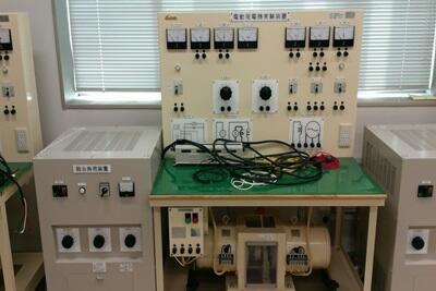 電動発電機実験装置(同期機)