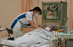 全身状態を観察