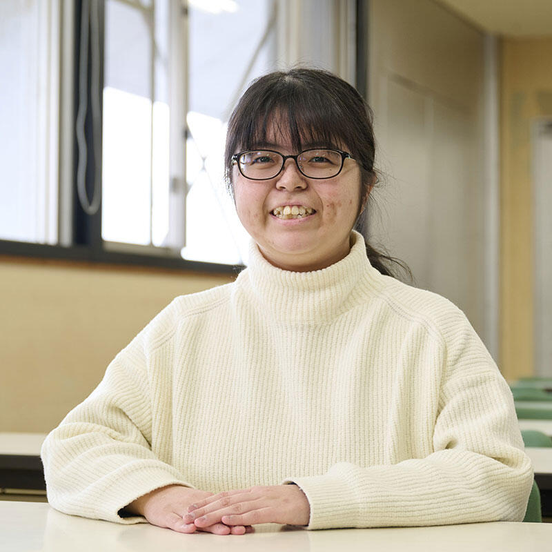 環境科学部生物資源管理学科西田茉央さん