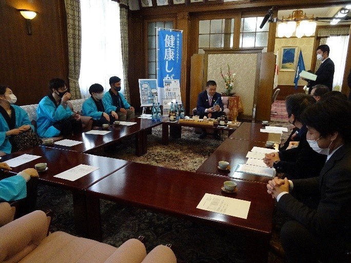 取組の報告の様子(4)