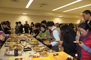 軽食はピザが一番人気でした