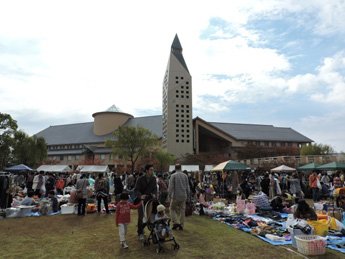 湖風祭初日 フリーマーケット